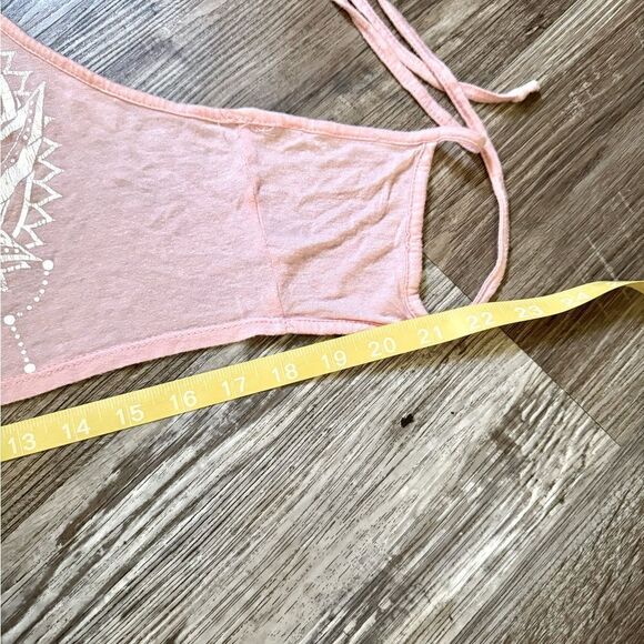 Forever 21 Pink & White Boho Halter Top Size Medium - Picture 6 of 8